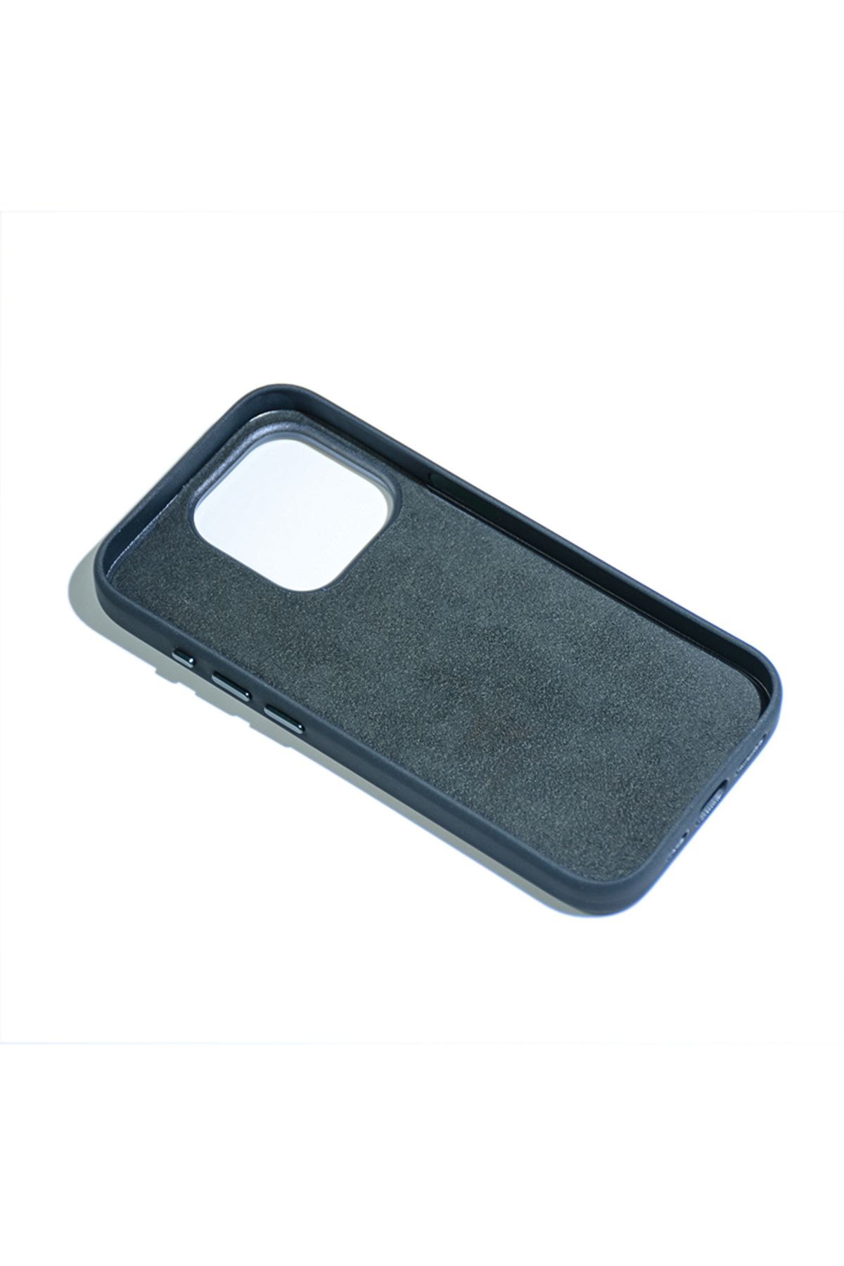 iPhone 15 Pro Uyumlu Zore Mikro Fiber Mimoza Kılıf-Kahverengi iPhone 15 Pro Uyumlu Zore Mikro Fiber Mimoza Kılıf-Kahverengi